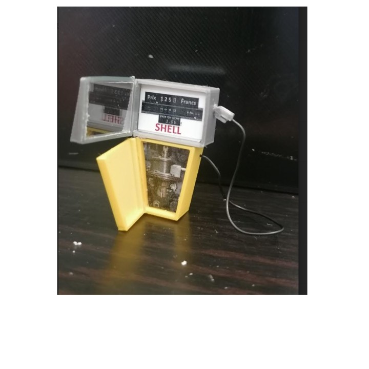 1/43,5 Pompe à essence Shell en réparation