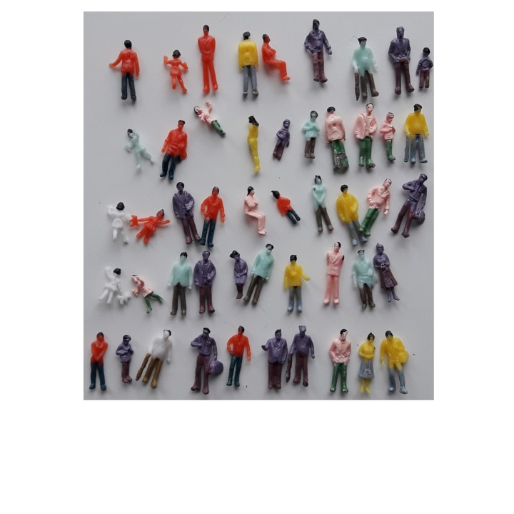 Lot de 50 personnages environ, ho 1/87