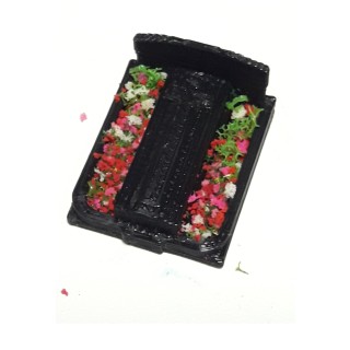 Pierre tombale inspirée de la Tombe de Maurice Chevallier, échelle ho