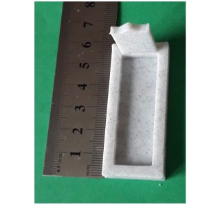 Pierre tombale N° 1 échelle zéro