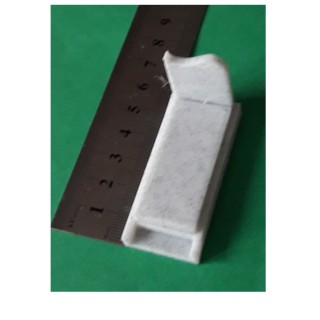 Pierre tombale n° 4 échelle zéro