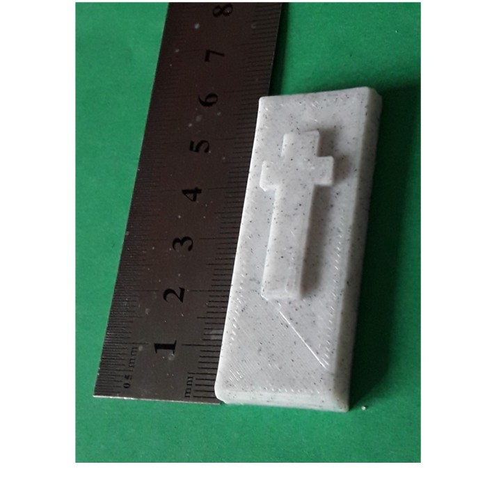 Pierre tombale n° 5 échelle zéro