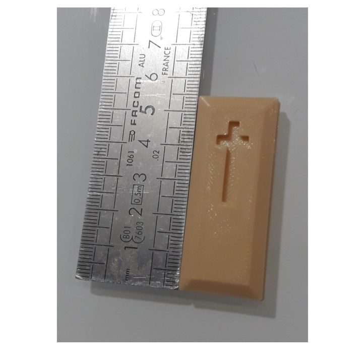 Pierre tombale n° 2 échelle zéro en pierre