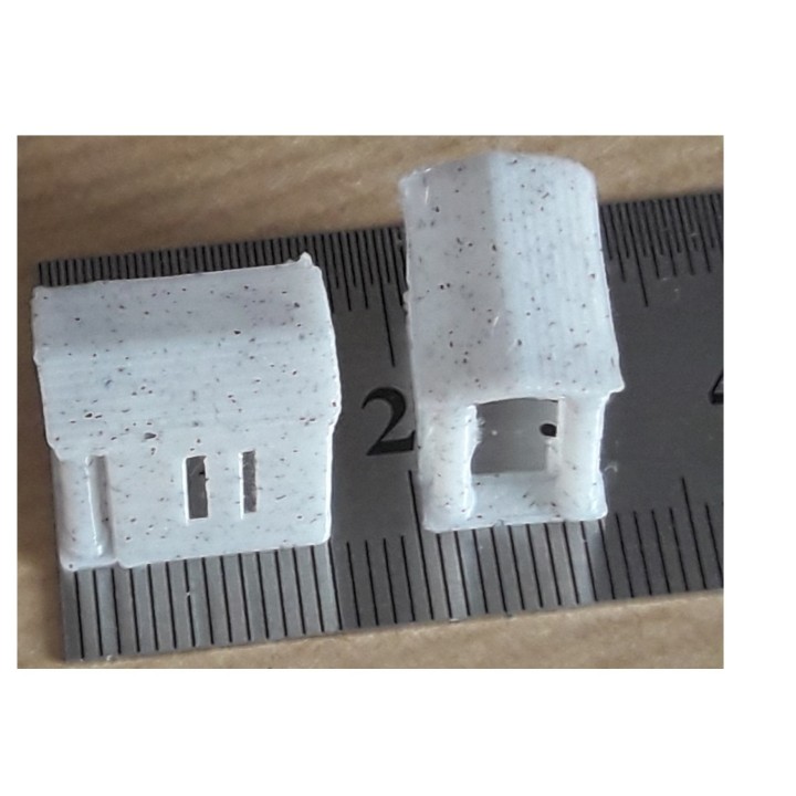 Petite chapelle en marbre pour cimetière, échelle N