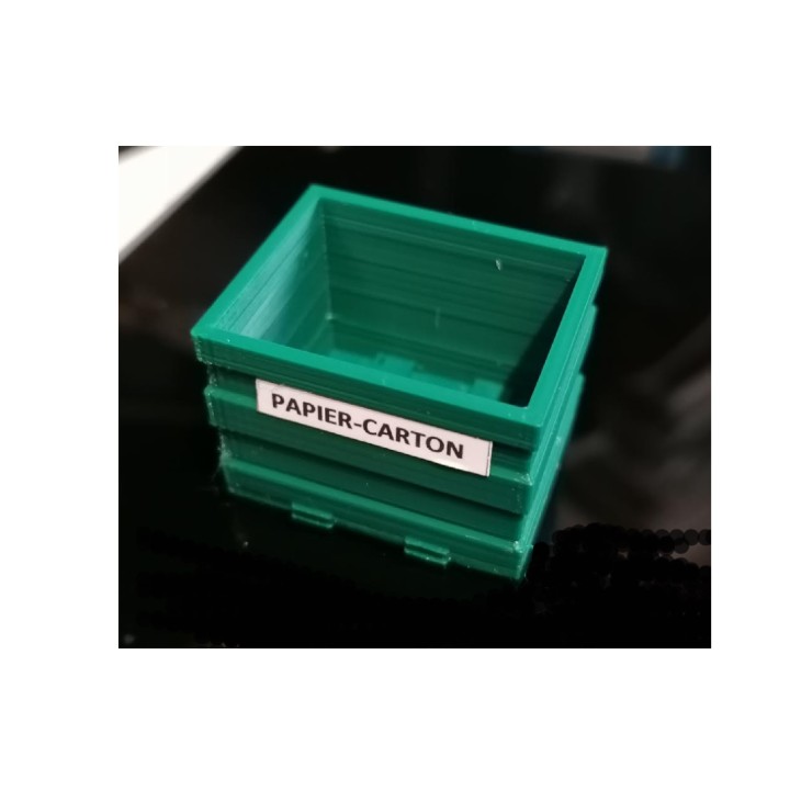 Bac de recyclage pour le papier et le carton, échelle zéro