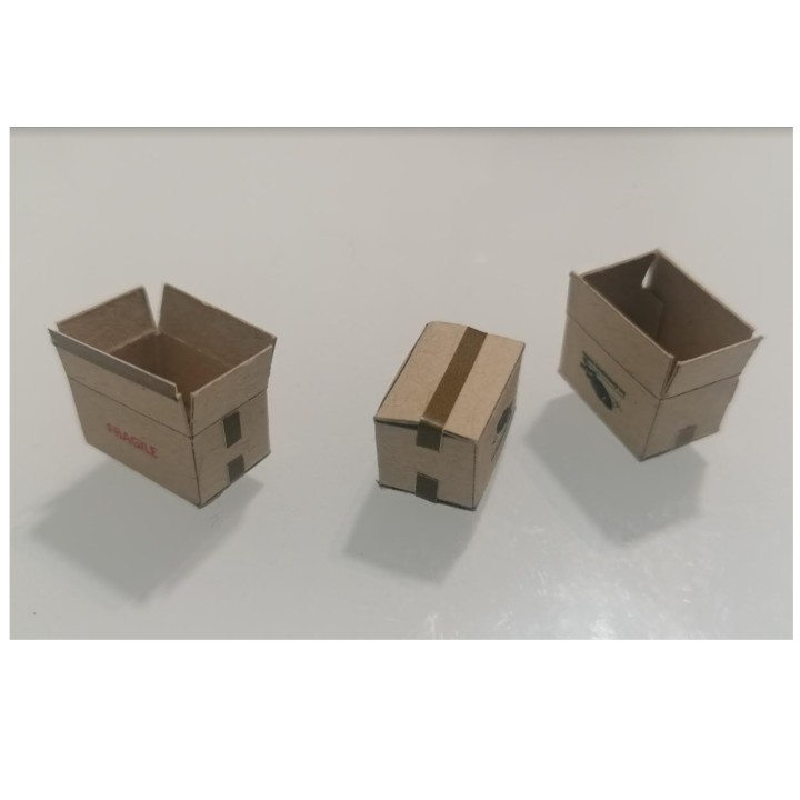 Cartons de déménagements, échelle zéro